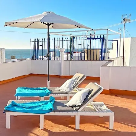 Apartment Sardina Is A Charming In The Fishermen Quarter In Conil Conil De La Frontera