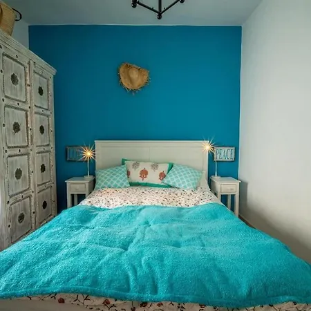 Sardina Is A Charming In The Fishermen Quarter In Conil Apartment